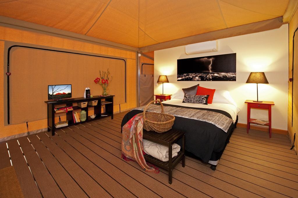 Squeakywindmill Boutique Tent B&B Alice Springs Exterior photo
