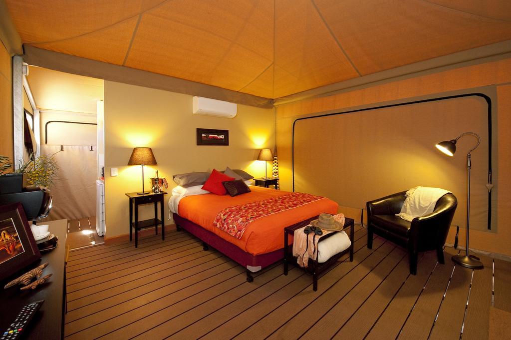 Squeakywindmill Boutique Tent B&B Alice Springs Exterior photo